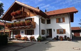 Gaestehaus Burgmayr